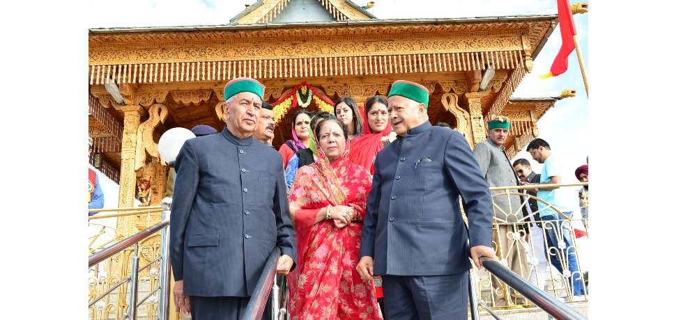 CM Virbhadra Singh paid obeisance at Hatu mata temple