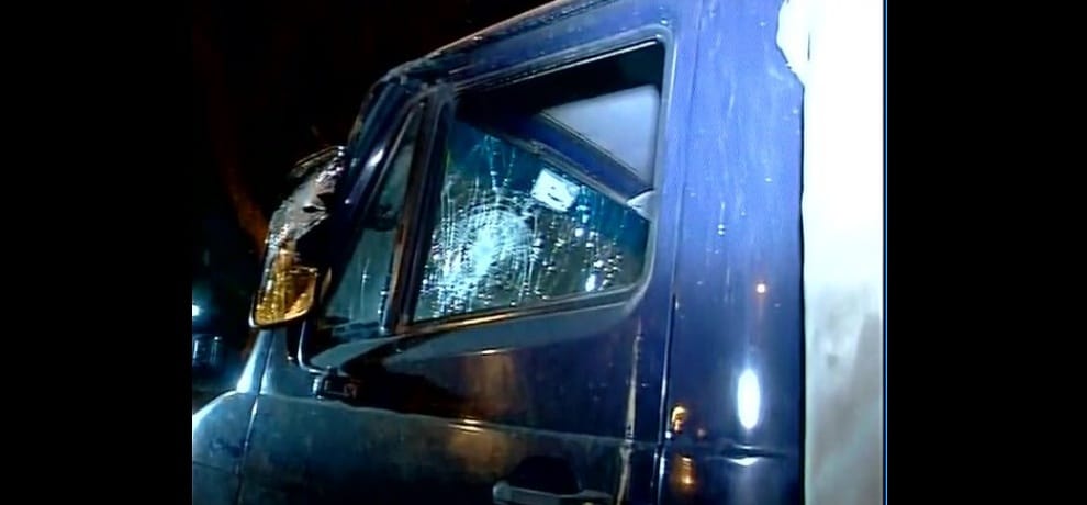 Supporters of Asaram protest in Delhi, vandalise police vehicle.More than five policemen injure