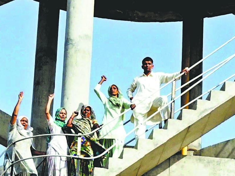 compensation, protest for compensation in bhatinda, bhatinda protest
