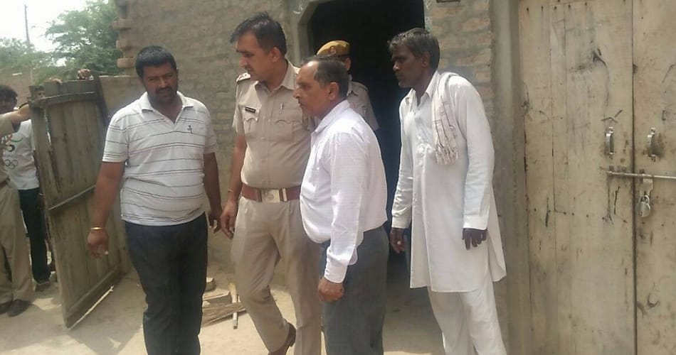 misdeed with cow, boy misdeed with cow, man beated by public, fatehabad