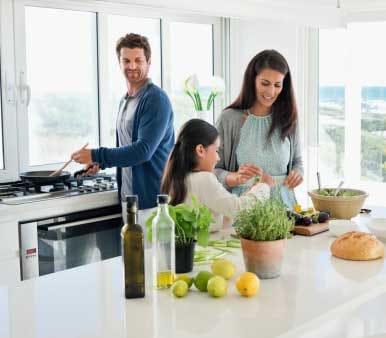 Want to make your married life happy, keep these things in mind