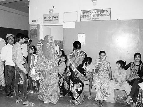 Children's doctors in the district hospital deficit