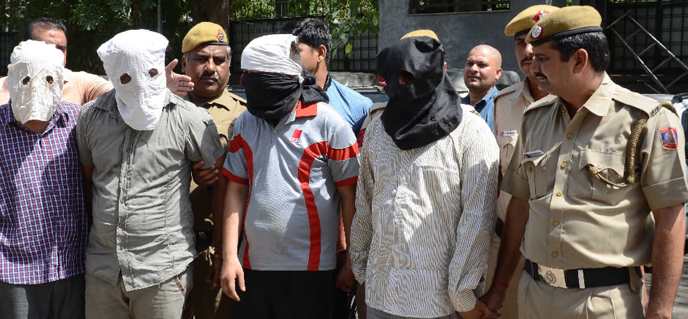 BSF in uniform who carried out the crime gang busted