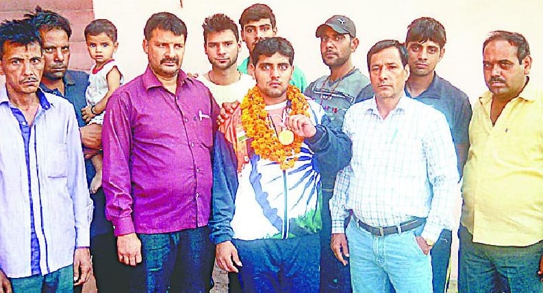 India team member Sohit honored 