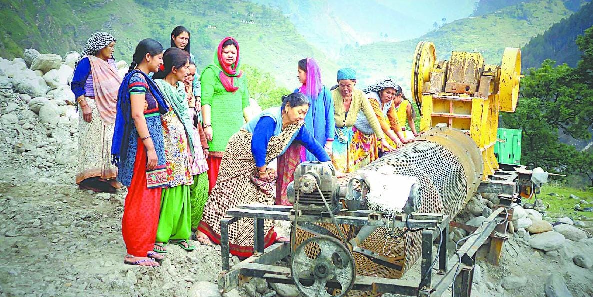 Khadi cloths will make in district