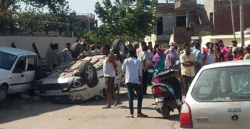 Pinjore, Unruly, Car U-turn, Driver saved