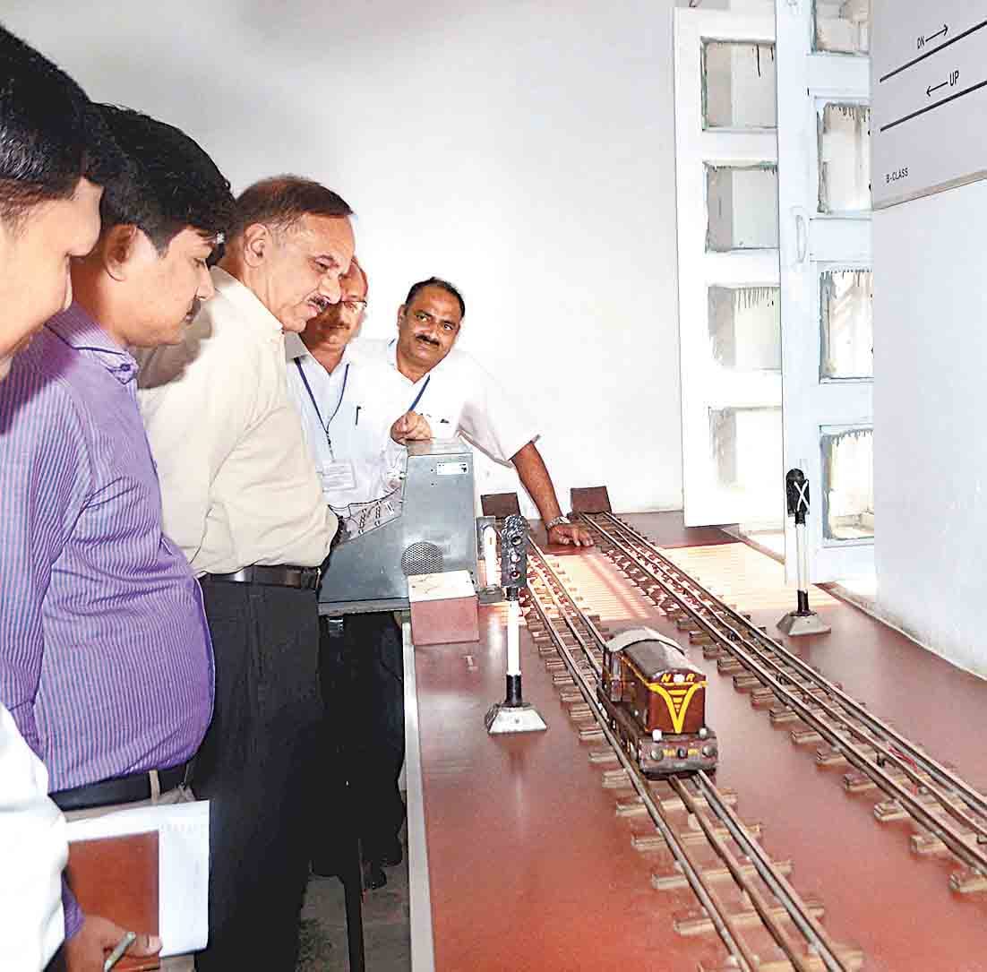 GM raid on railway station