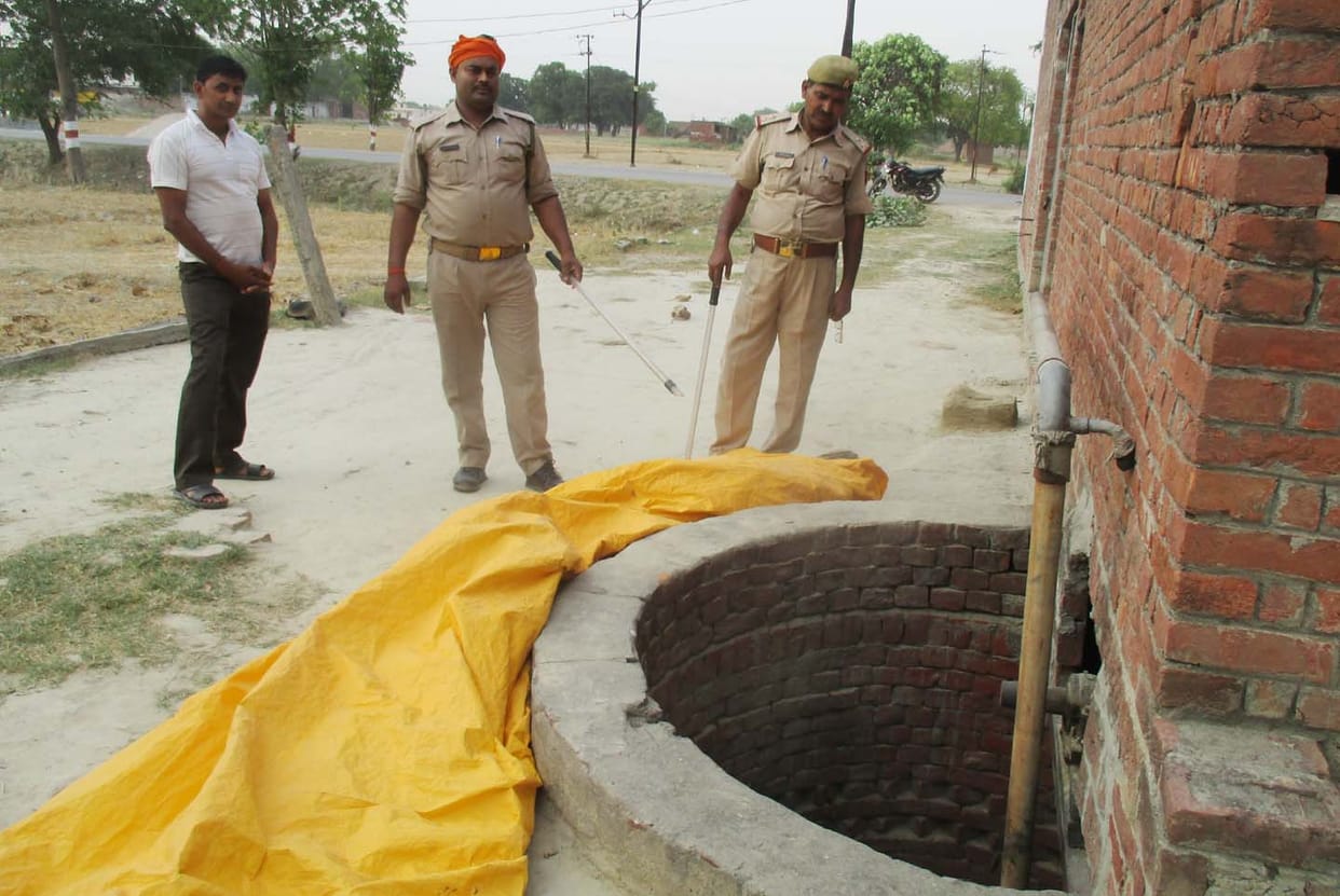 The crowd was on extracting gas from the well to the news