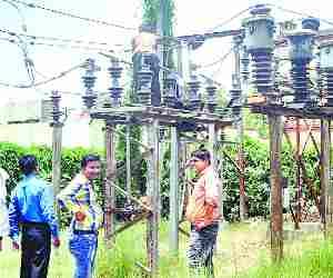 Mouse disrupts electric supply