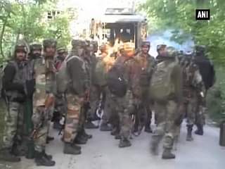 Two terrorists gunned down, in Shopian and Kupwara 