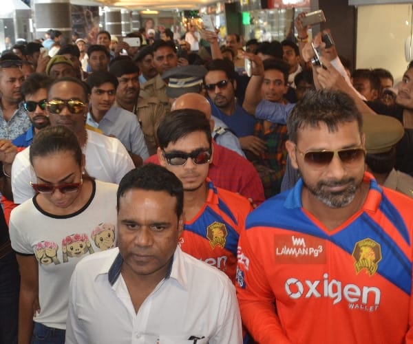 IPL cricketers in Lucknow.