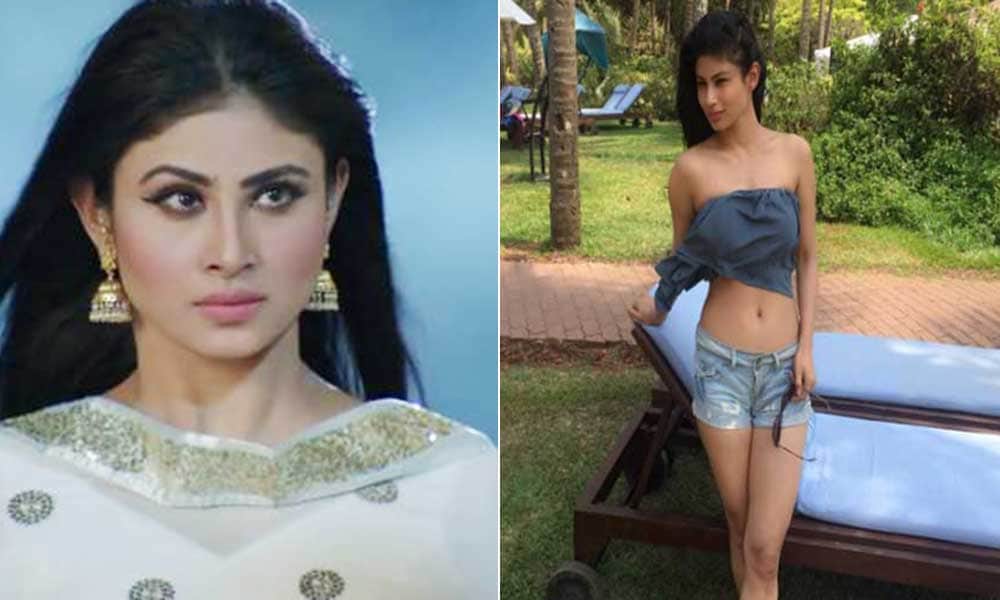 Mouni roy looks hot in Goa vacation pictures