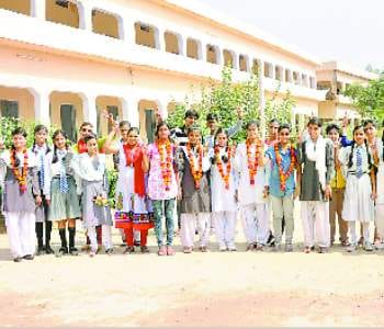 Education artisan labor for topper distill the entire year 