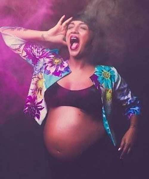 Shveta Salve's Gorgeous Pregnancy Photoshoot