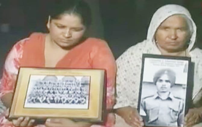 alive harbans kaur soldier husband in kot lakhpat jail in pakistan