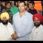 द ग्रेट खली के साथ बैंस बंधु