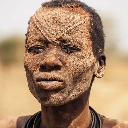 these tribes use cow dung as facial