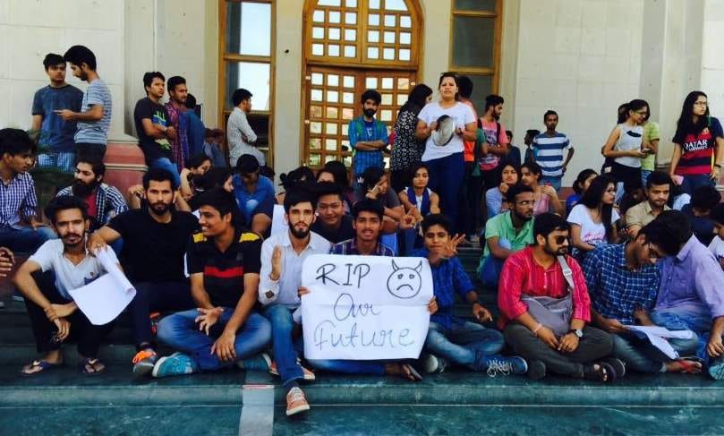 nsui oppose protest ban inm doon university.