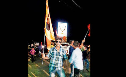 boy attacked by right wing men as Indo Pak display pic on whatsapp upsets