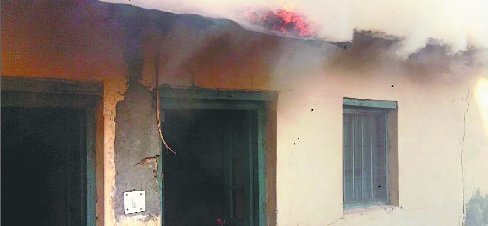 fire in himachal forest, employee residence got fire at dalhousie.