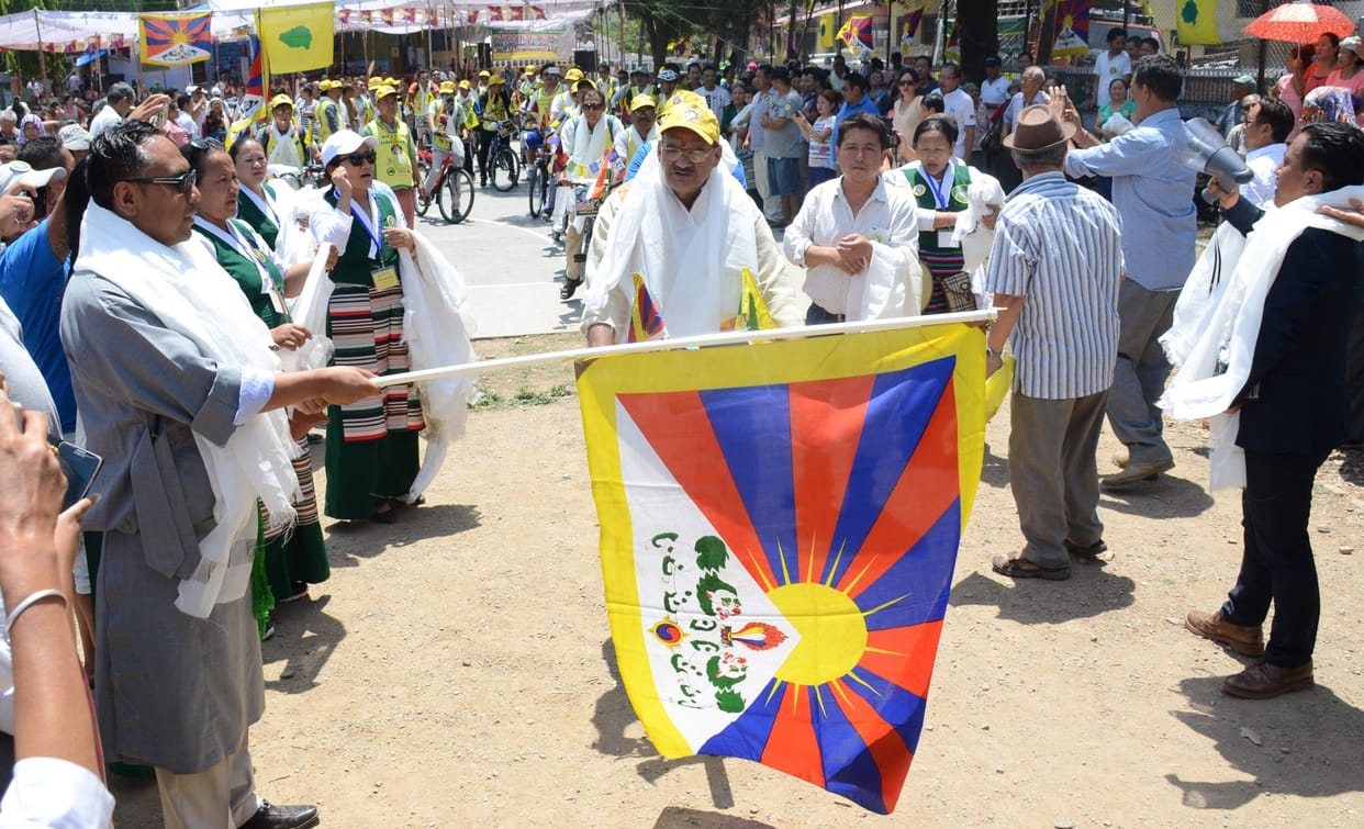 bycycle tour from doon to delhi for free tibet.