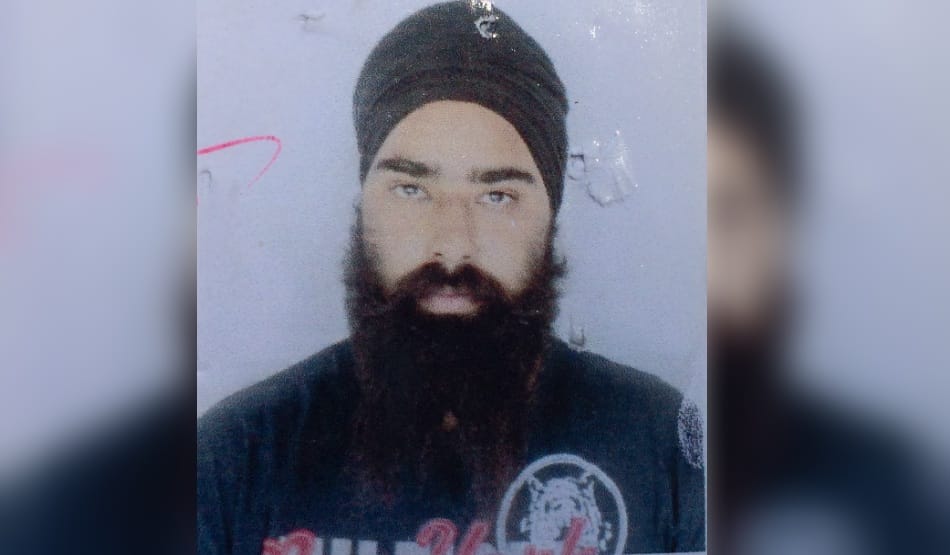 gun point to police man, Rescue  gangster in ropar