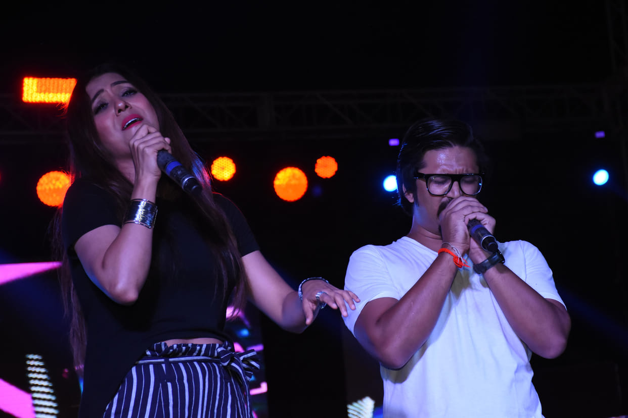 Bollywood singer perform in grafest 2016.