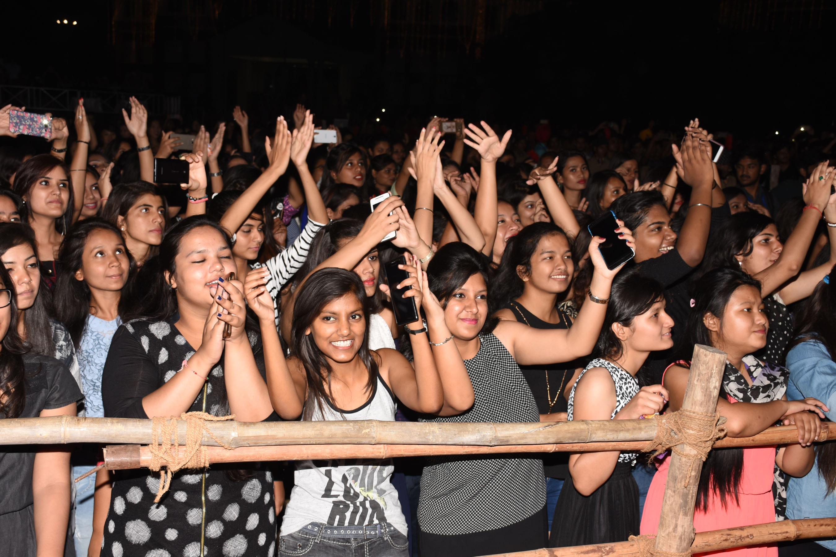 Bollywood singer perform in grafest 2016.