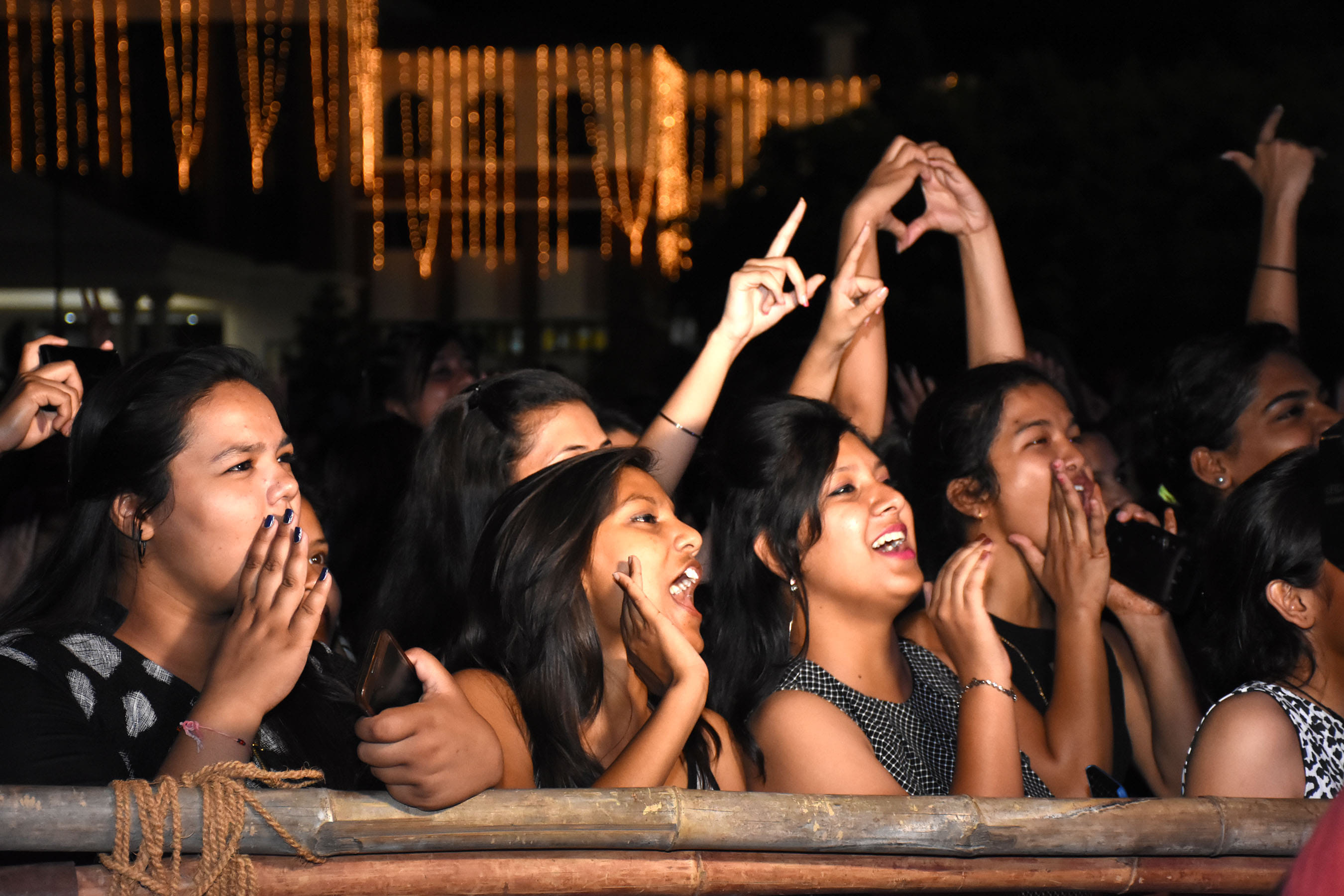Bollywood singer perform in grafest 2016.