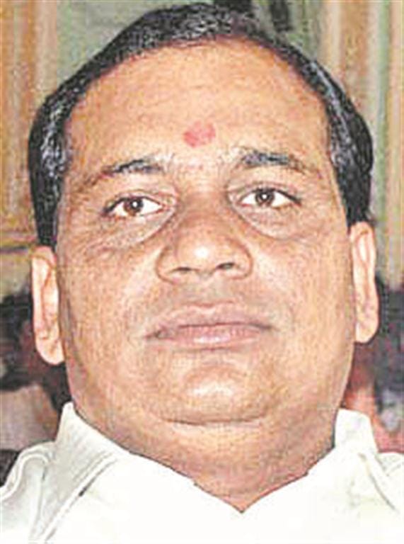 Satish Gautam Raj Palace and the political Satrnj