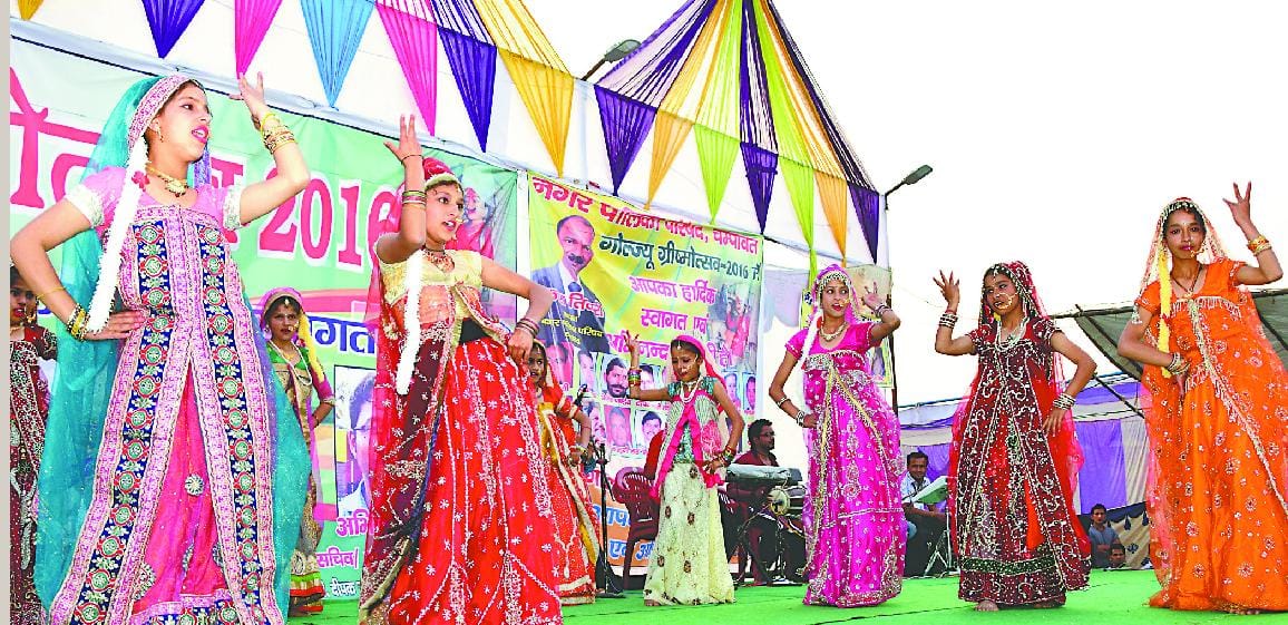 Splash of cultural program