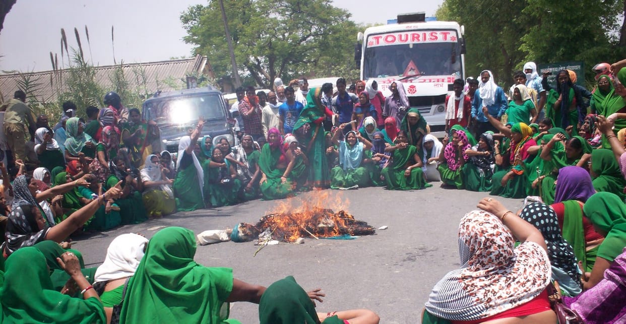 aanganbani worker angry