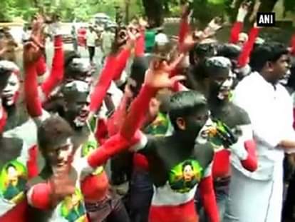 AIADMK supporters celebrate party’s lead outside Amma’s residence