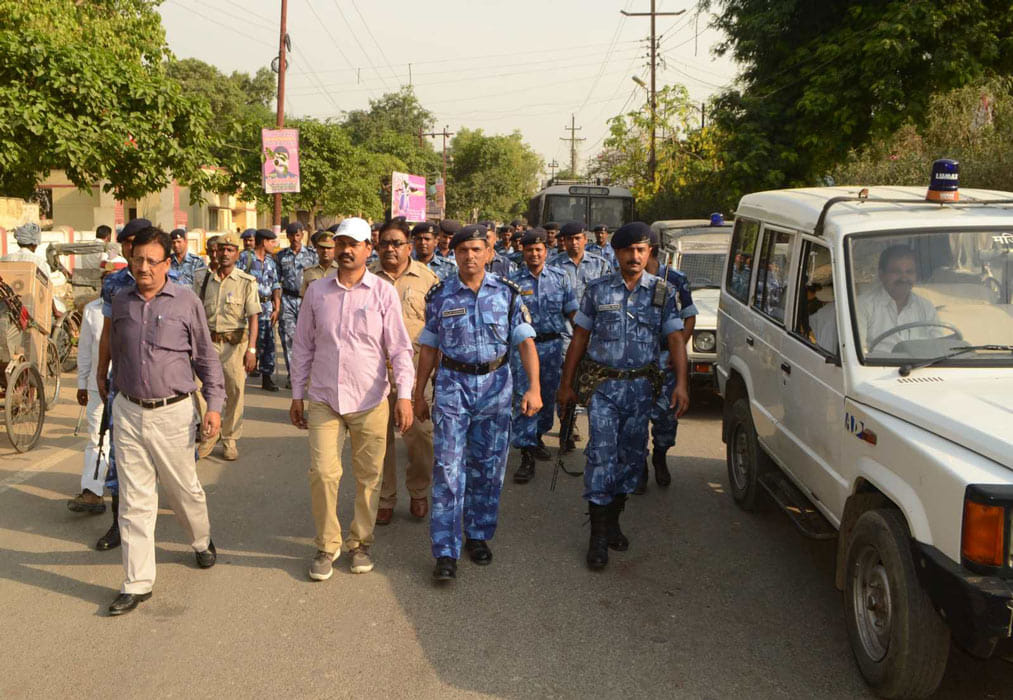 Azamgarh violence: Case against BJP MP and supporters.