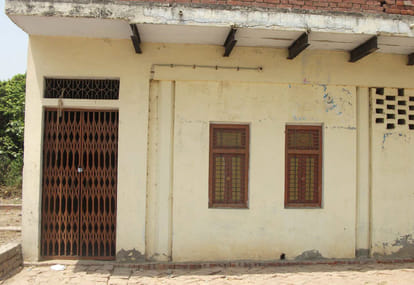 Azamgarh violence: Case against BJP MP and supporters.