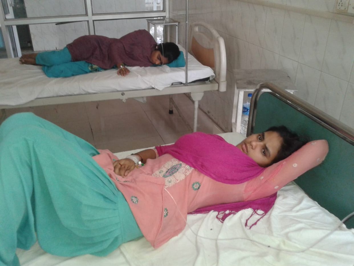 Six sick from diarrhea