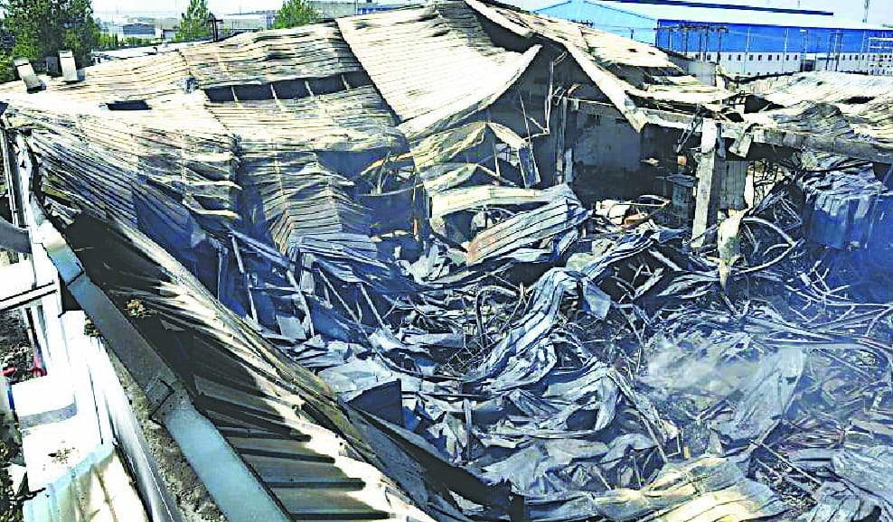 Bigha auto accessories factory turned to ashes