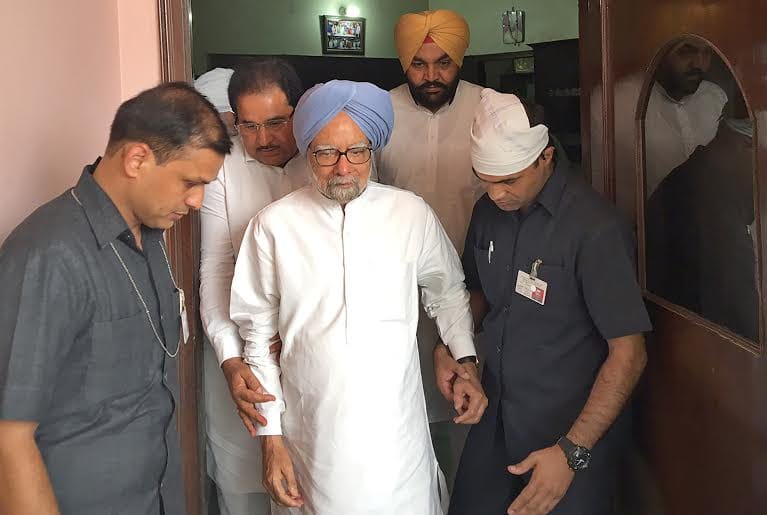 formar prime minister manmohan singh amritsar visit for nephew funeral