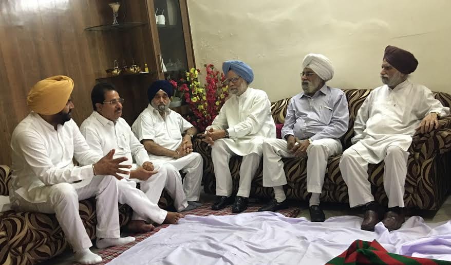 formar prime minister manmohan singh amritsar visit for nephew funeral