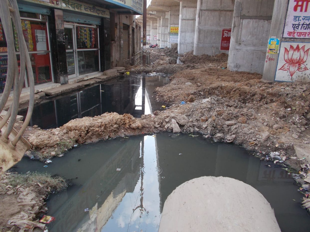Notices to 23 builders on rainwater harvesting