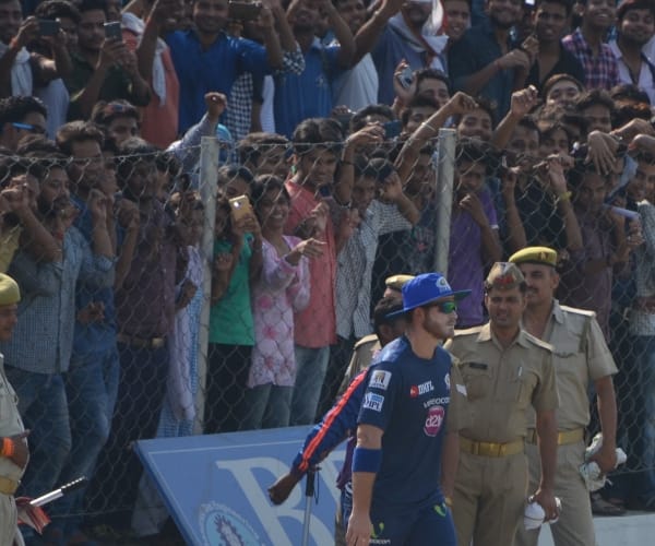 IPL players do practice in Lucknow.