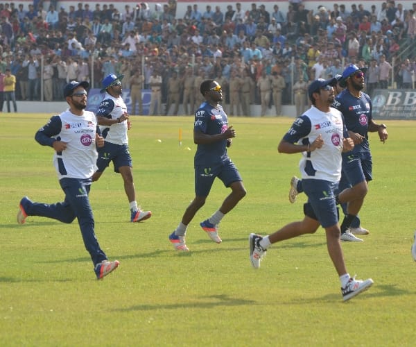 IPL players do practice in Lucknow.