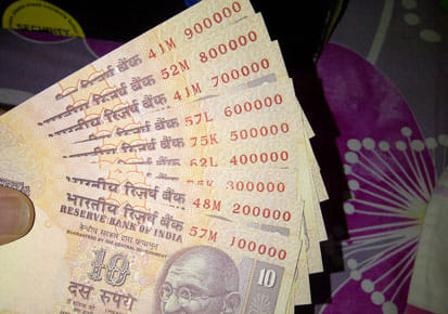rave party busted in bhopal, many held