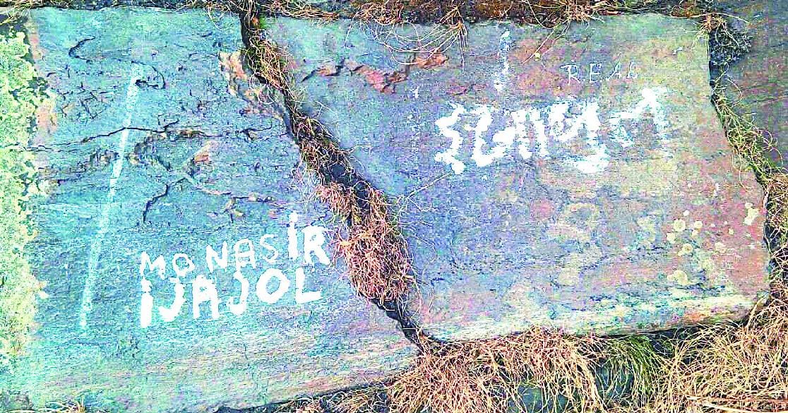 The sensation of the words painted on the rocks in the Tibet border