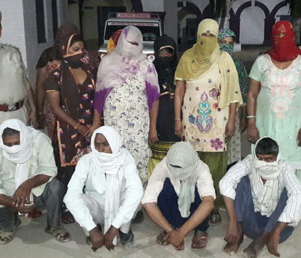 sex racket, seven ladies found nude with three men in house