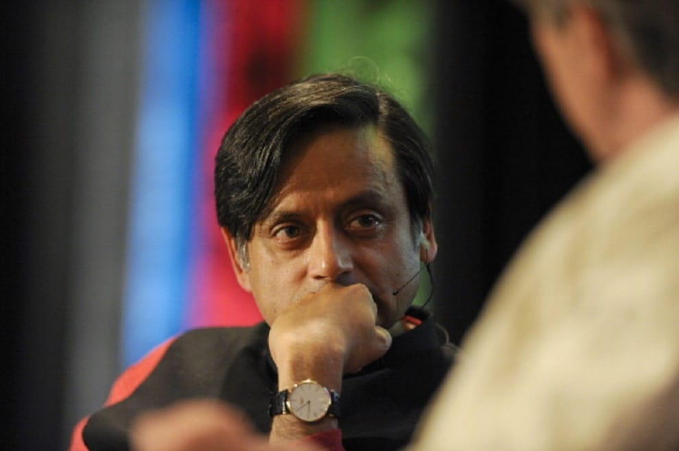 congress in crisis : shashi tharoor
