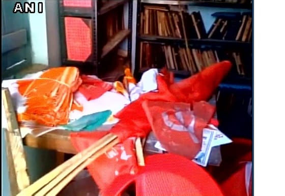 tmc supporters vandalise cpim office