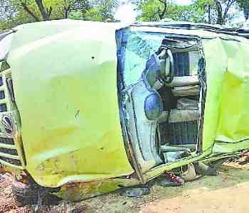 Uncontrollable car upturned, the young man's death