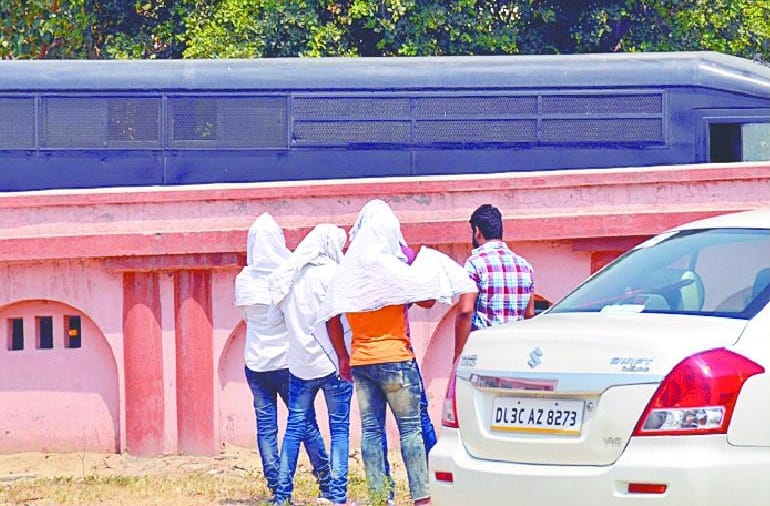 Police elusive criminal