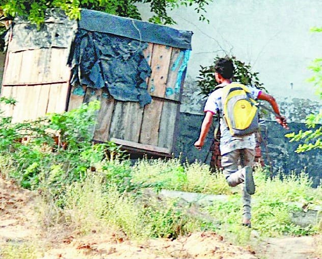 thief ran off before police